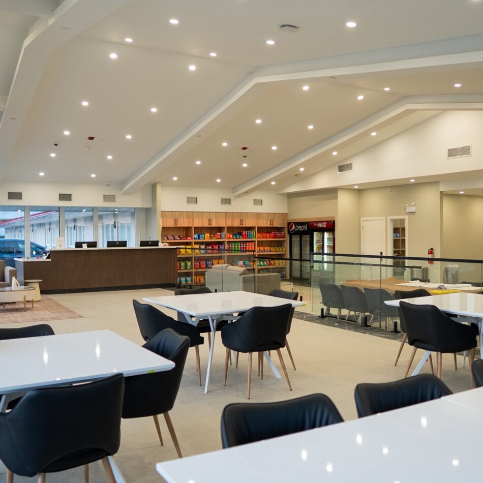 Amazing lobby area in top hotel listings
